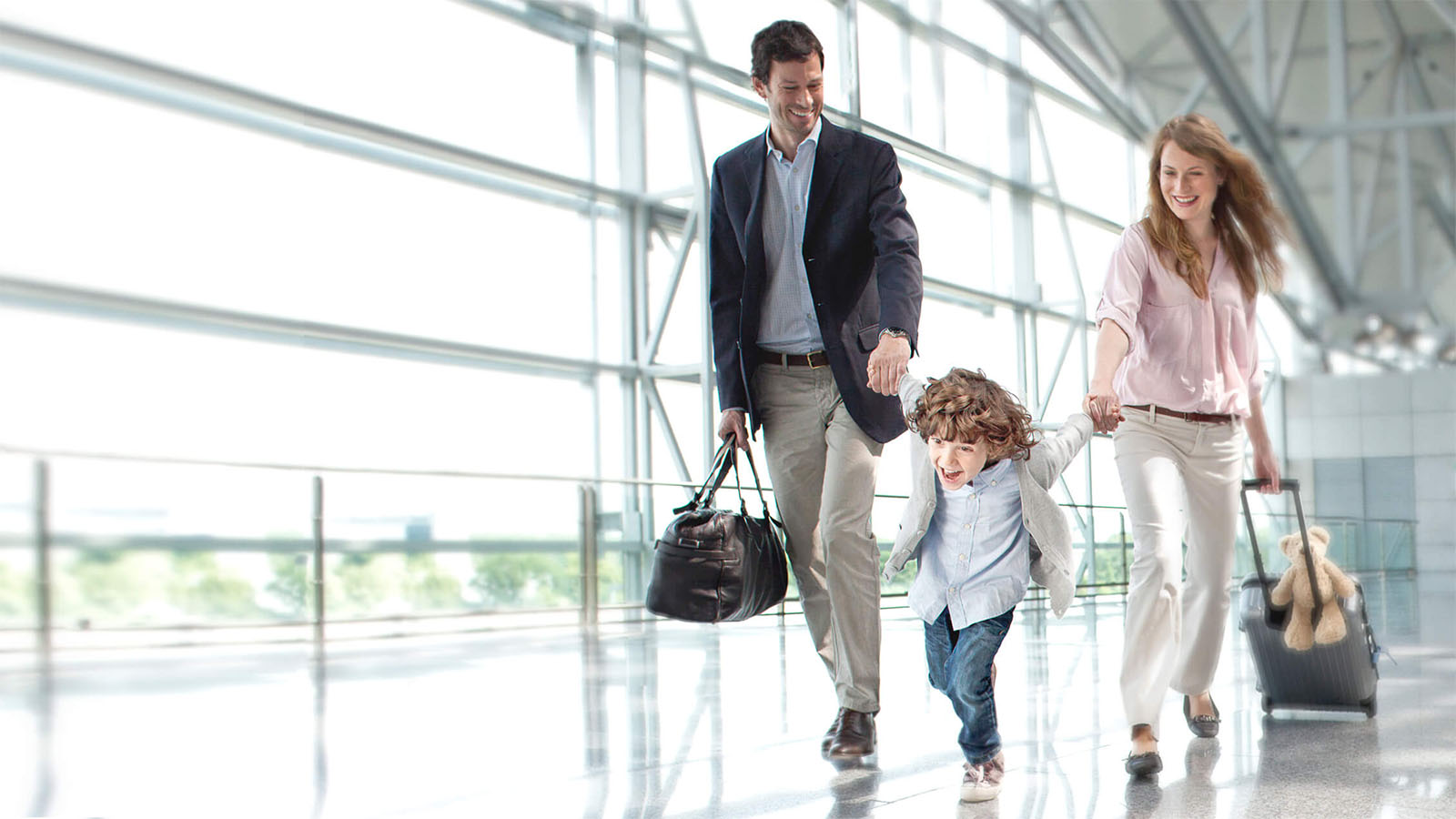 familia en aeropuerto